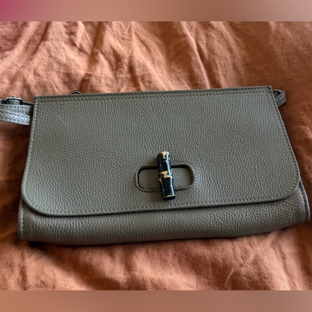 Elegant  Leather Clutch